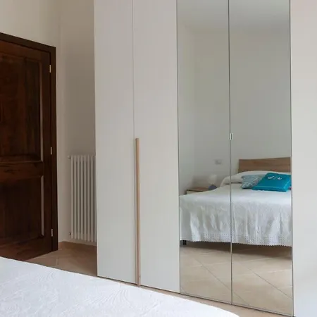 La Terrazza In Centro 아파트 도르갈리